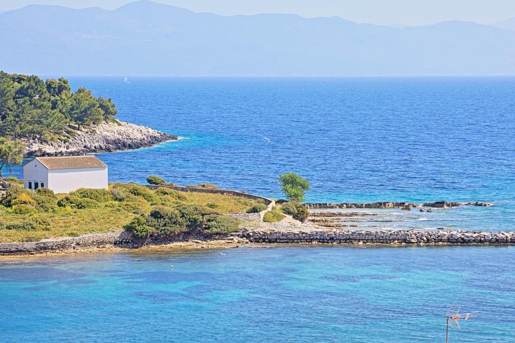 Avgi Ena Daire Gaios Dış mekan fotoğraf
